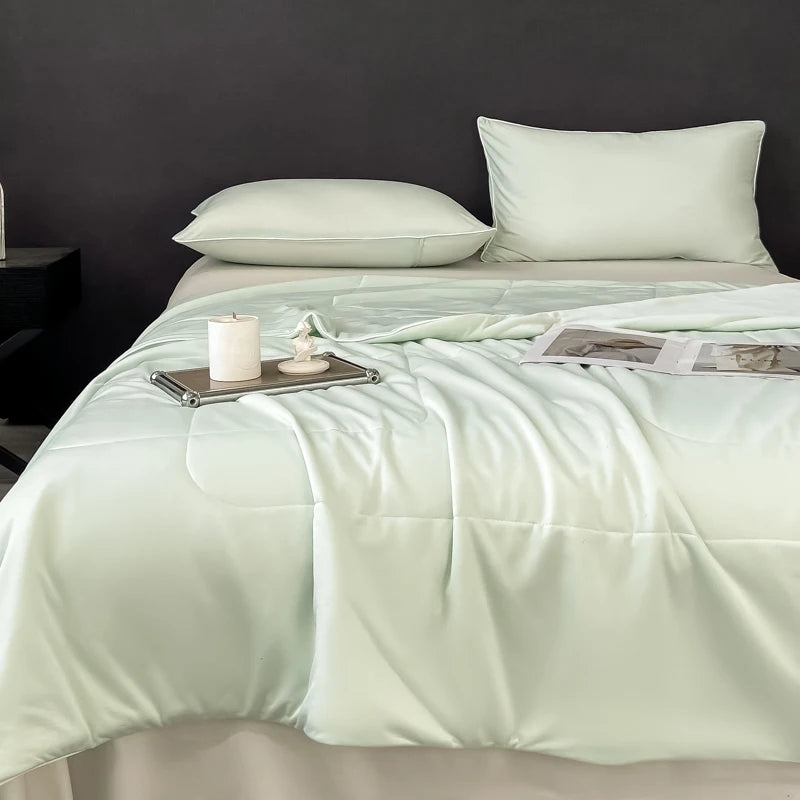 Premium Cooling Blanket - Lightweight Dual-Sided Comforter with Arc-Chill Cold Technology, Washable Summer Quilt
